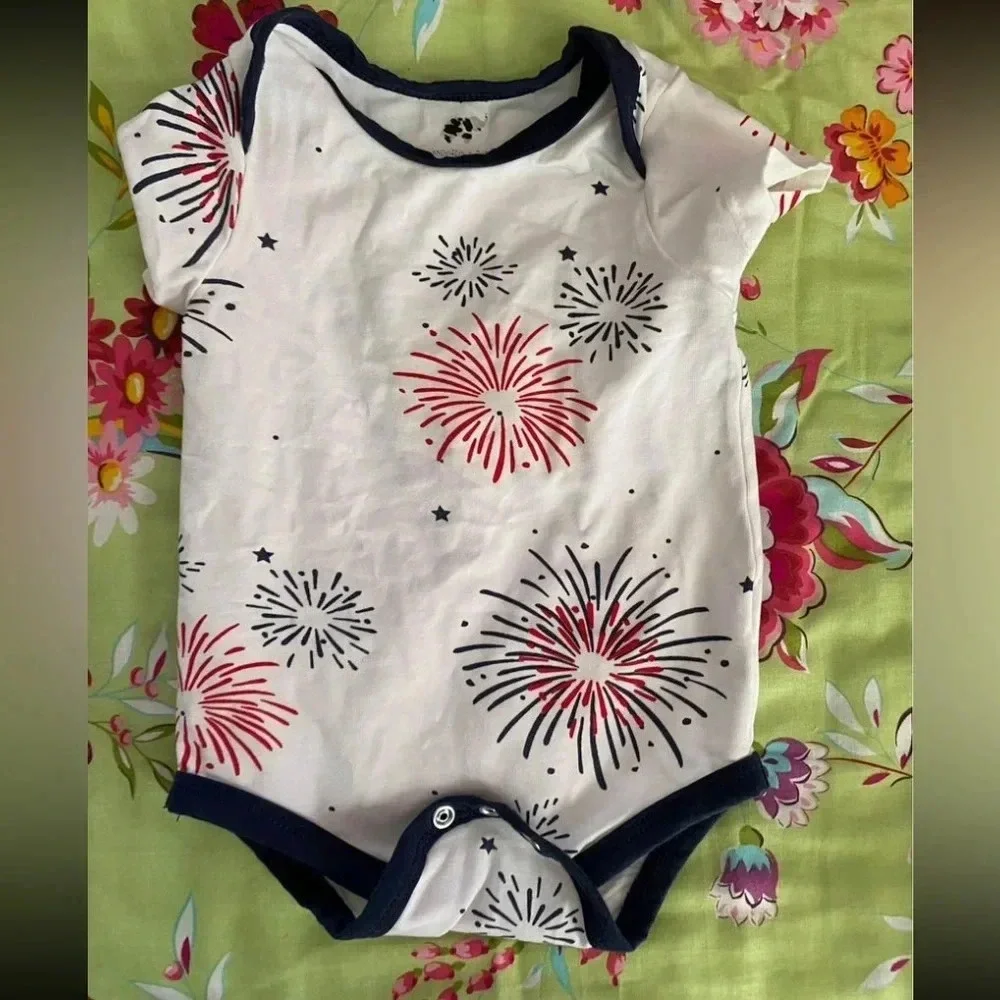 Monica + Andy Short Sleeve Jack + Jill Bodysuit Little Sparkler 3-6 months